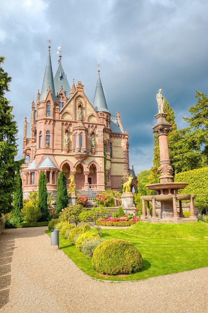 schloss drachenburg kasteel hdr bucht slot drachenfels in königswinter duitsland neogotiek neorenaissance renaissance